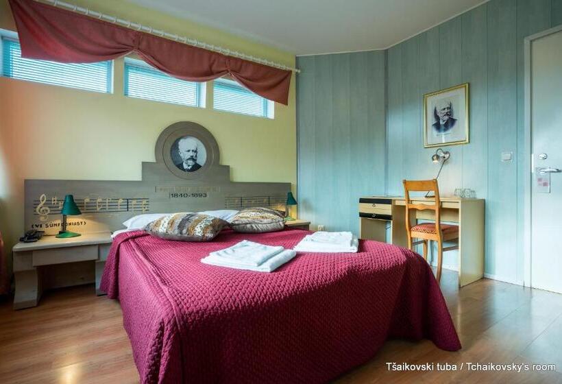 اتاق استاندارد, Päeva Villa