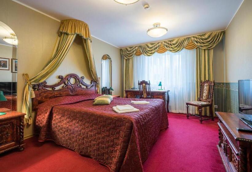 اتاق استاندارد, Päeva Villa