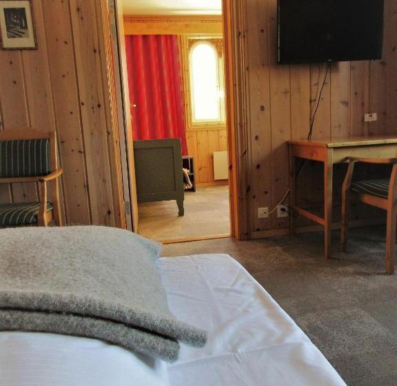 Семейный Номер, Toftemo Turiststasjon