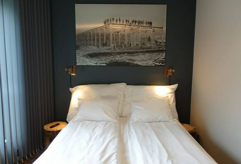 플러스 스탠다드 룸, Trolltunga