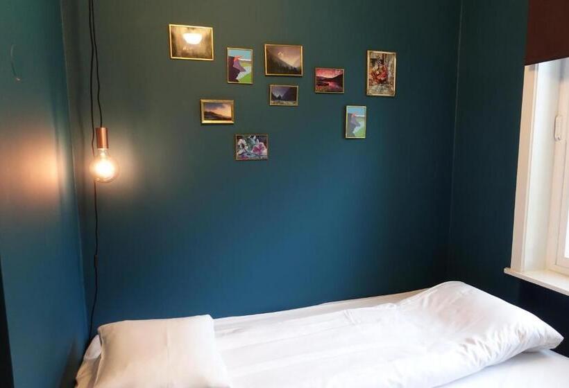 스탠다드 싱글 룸, Trolltunga