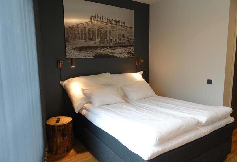 플러스 스탠다드 룸, Trolltunga