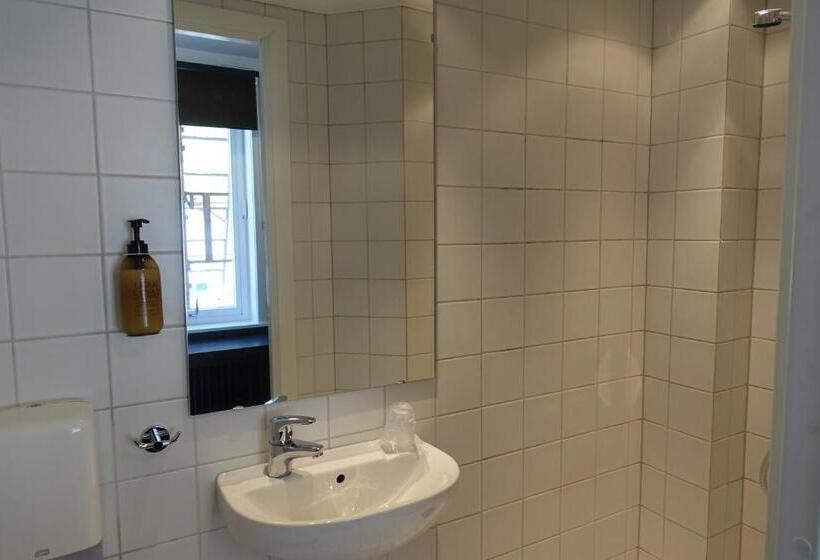 기본룸, Trolltunga