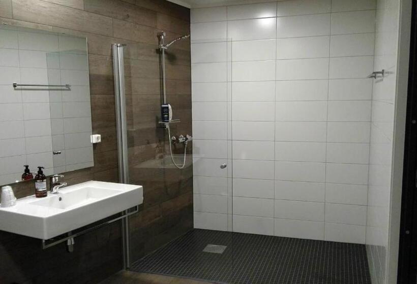 패밀리 룸, Trolltunga