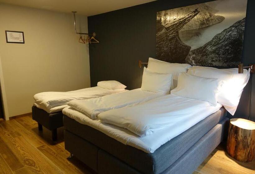 패밀리 룸, Trolltunga