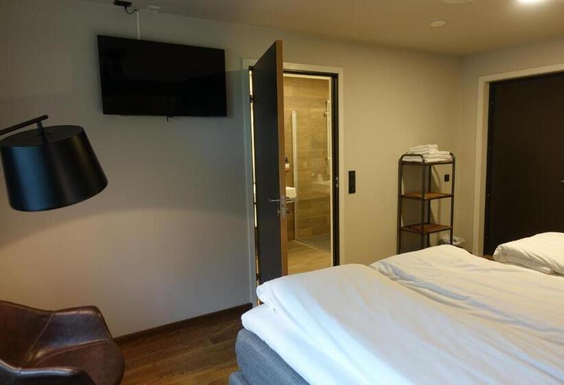 패밀리 룸, Trolltunga