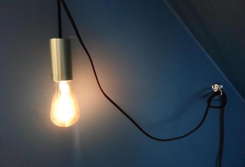 기본룸, Trolltunga