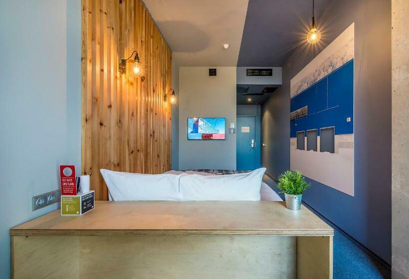 اتاق استاندارد, Urbihop