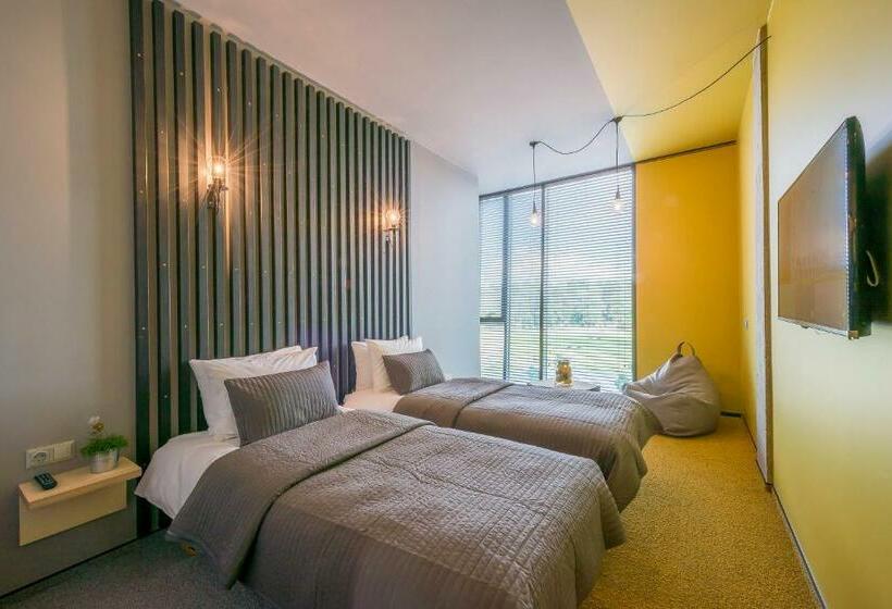 اتاق استاندارد, Urbihop