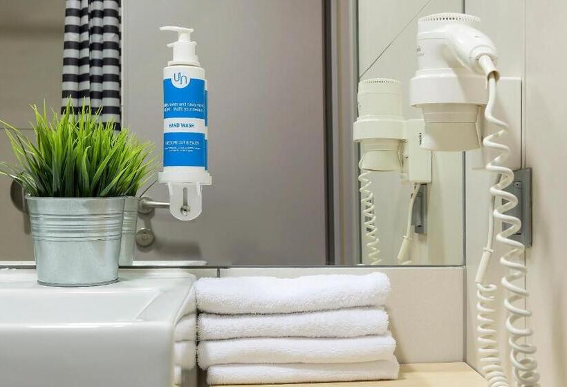 اتاق استاندارد سه نفره, Urbihop