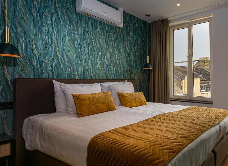 اتاق استاندارد, Valkenhof