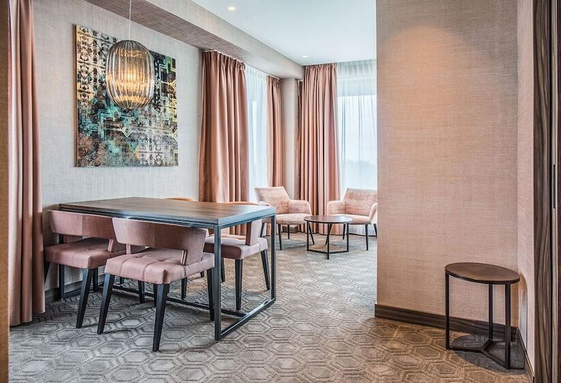 Семейный Номер, Van Der Valk Hotel Enschede