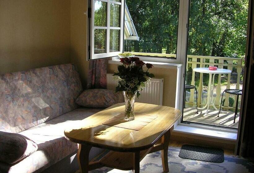 اتاق استاندارد با بالکن, Villa Johanna Guesthouse