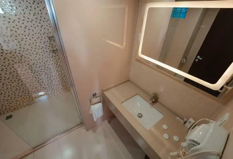 سوییت, Mihrako Hotel & Spa