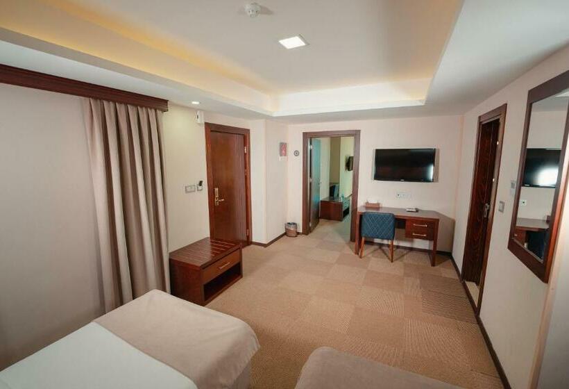 带城市景观的套间, Mihrako Hotel & Spa