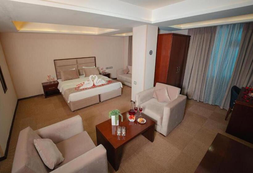 带大床的标准间, Mihrako Hotel & Spa