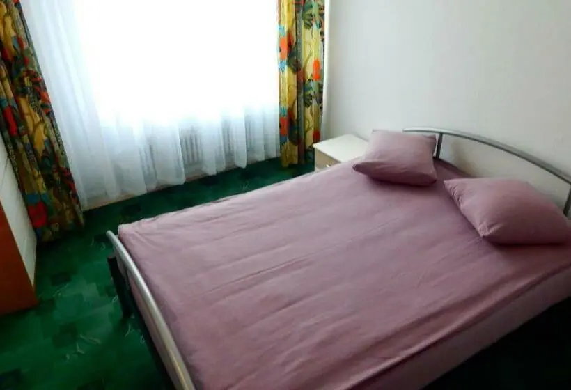 اتاق استاندارد, Motel Brencis