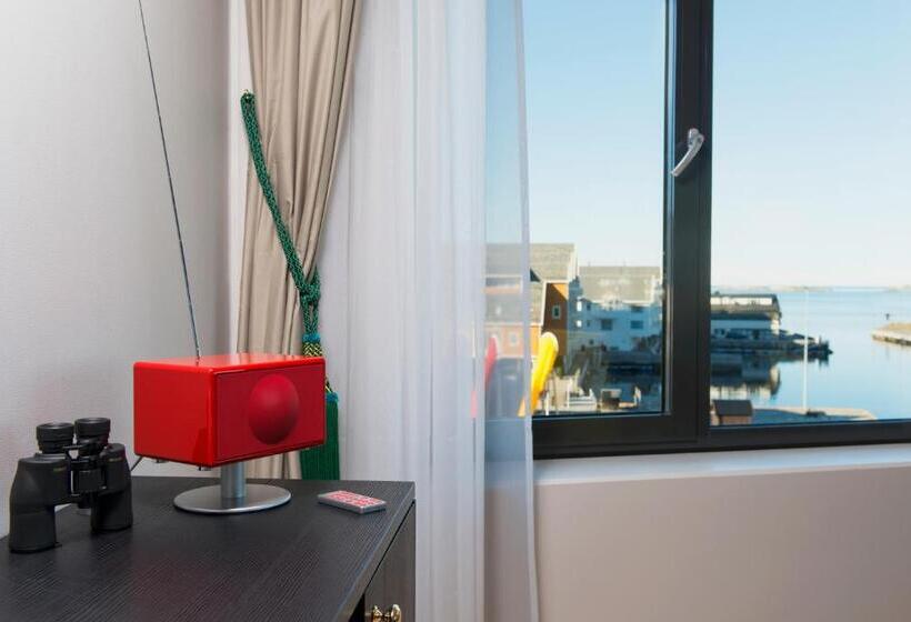 جناح, Thon Hotel Fosnavåg