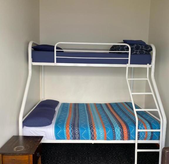 スタンダードシングルルーム, On Top Backpackers