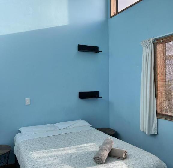 スタンダードルーム, On Top Backpackers