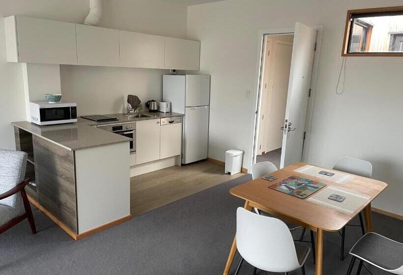 バルコニー付き1ベッドルームアパートメント, On Top Backpackers