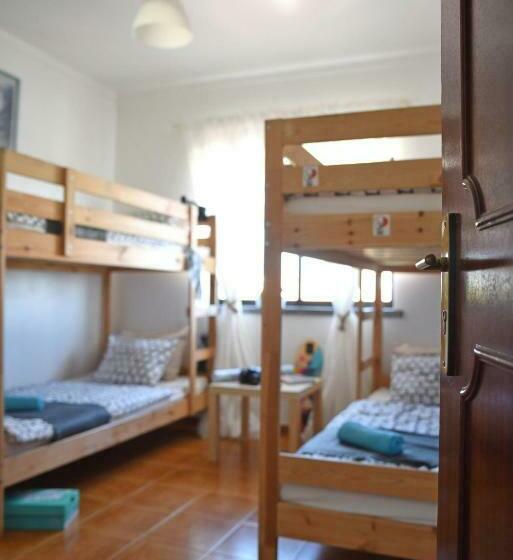 חדר סטנדרט לארבעה, Surf House Peniche