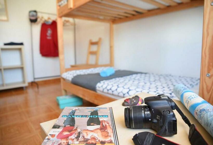 חדר סטנדרט לארבעה, Surf House Peniche