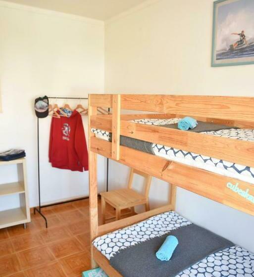 Четырехместный Номер Стандарт, Surf House Peniche