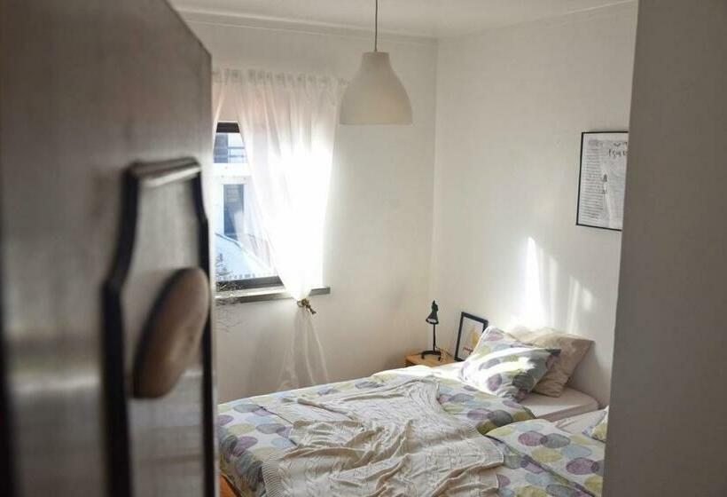 Номер Стандарт, Surf House Peniche