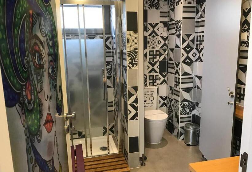 اتاق خانوادگی, House Petit Lusa