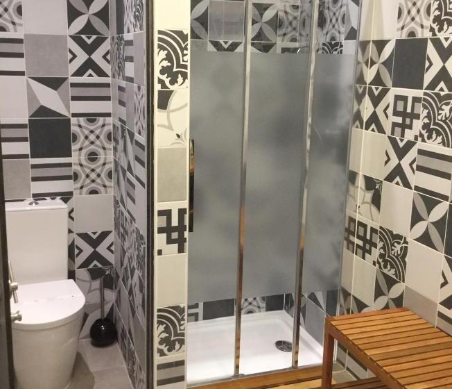 اتاق خانوادگی, House Petit Lusa