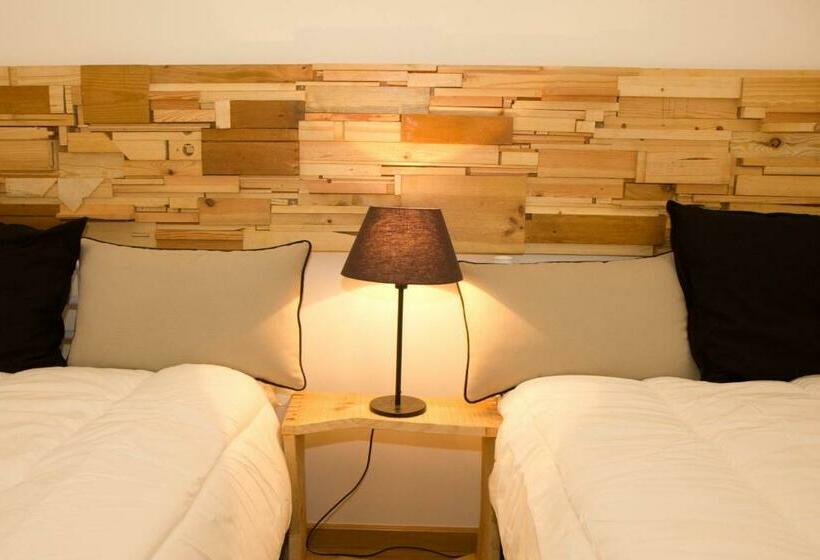 Номер Стандарт, Turismo Do Seculo