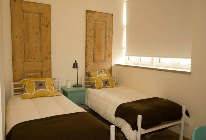 Номер Стандарт, Turismo Do Seculo