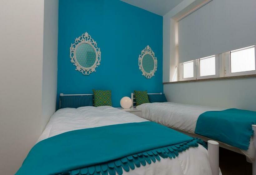 Номер Стандарт, Turismo Do Seculo