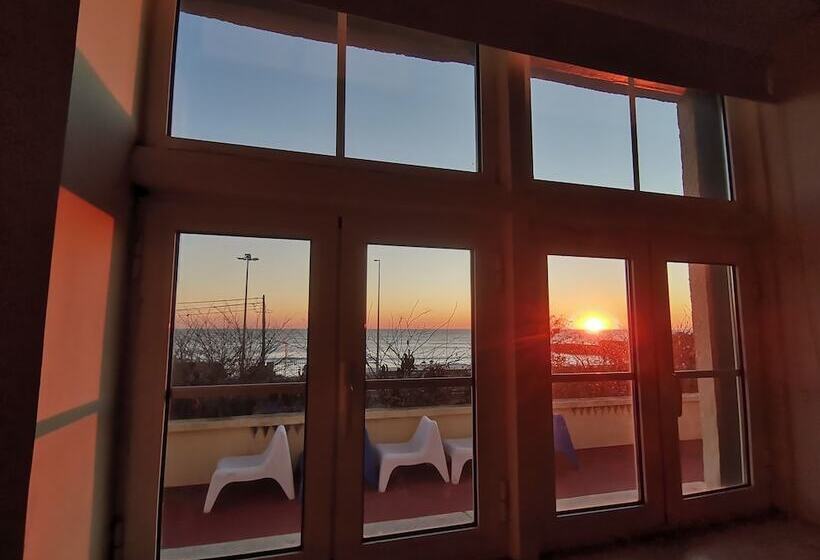 Номер Стандарт, Turismo Do Seculo