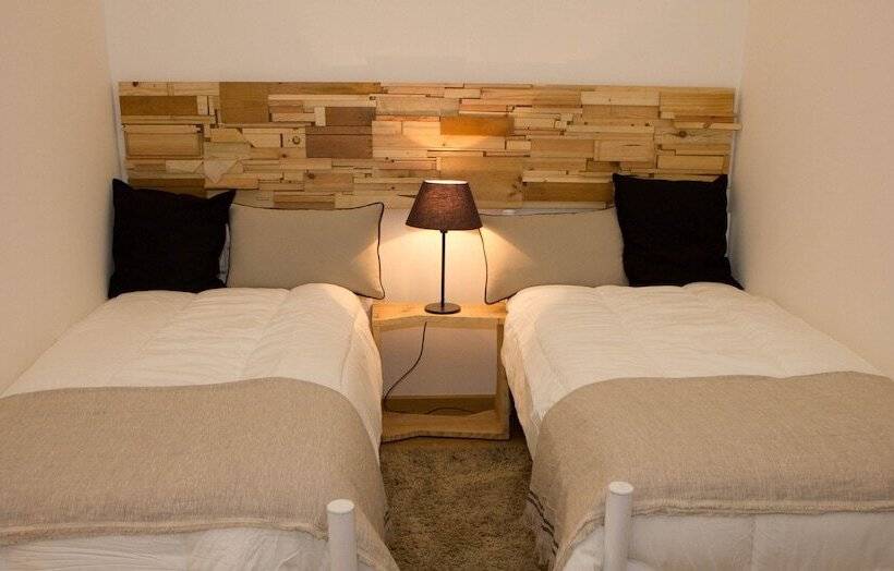 Номер Стандарт, Turismo Do Seculo