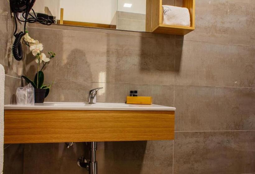 带大床的标准间, Venceslau Wine Boutique Hostel