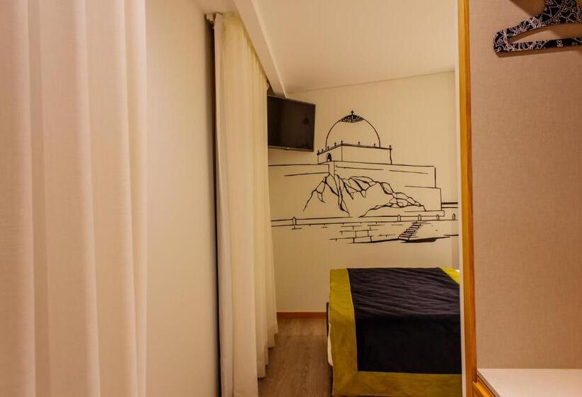 标准间带阳台, Venceslau Wine Boutique Hostel