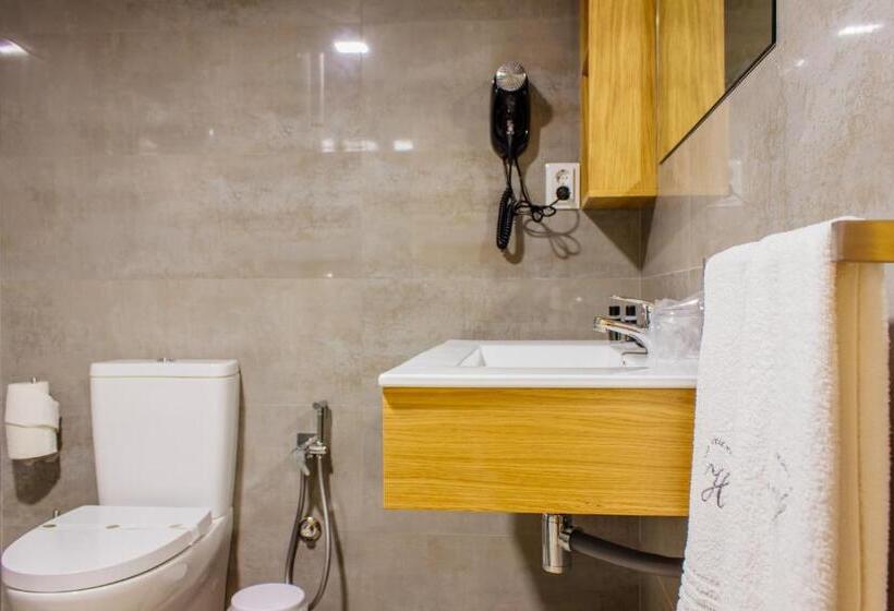 标准间带阳台, Venceslau Wine Boutique Hostel