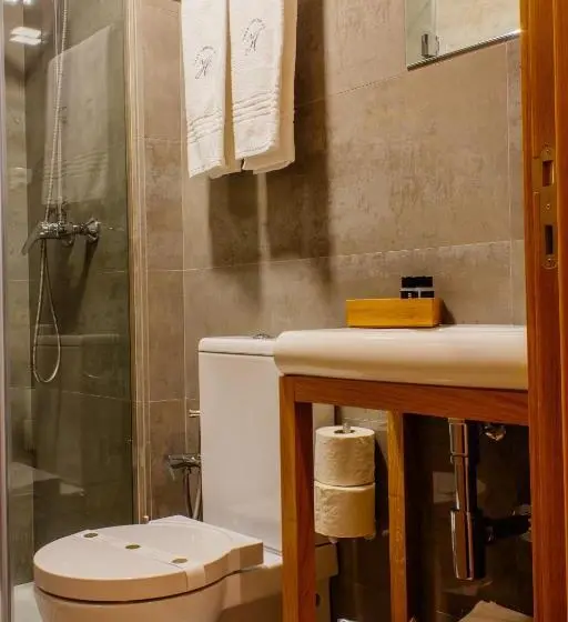 اتاق استاندارد با بالکن, Venceslau Wine Boutique Hostel