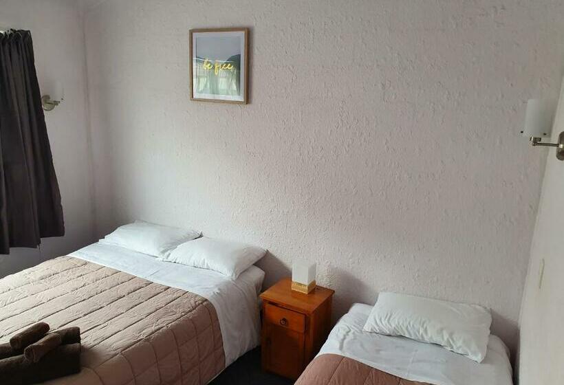 חדר משפתחתי סופריור, Cortez Motel