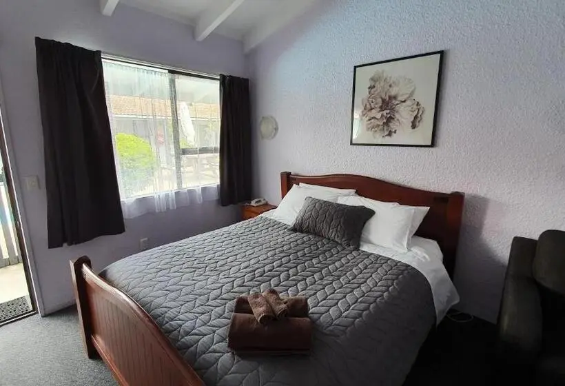 استودیو استاندارد با تخت کینگ, Cortez Motel