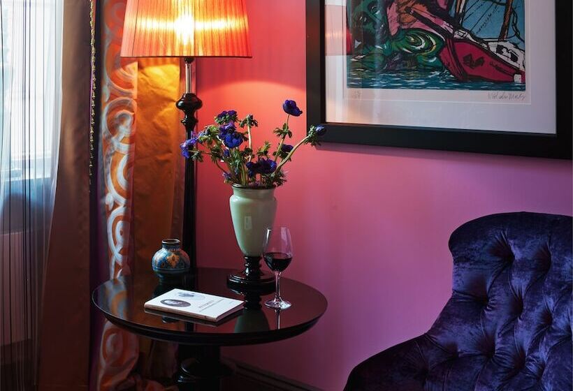 古典房间, Dorsia Hotel & Restaurant