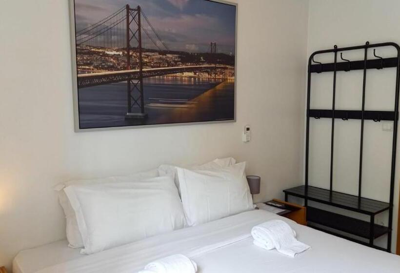 اتاق اکونومی, Fado Bed & Breakfast   Santos