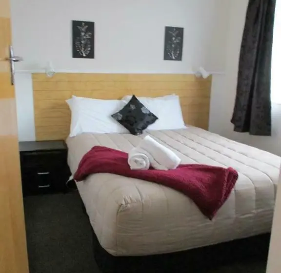Standard-huone, High Street Living Motel