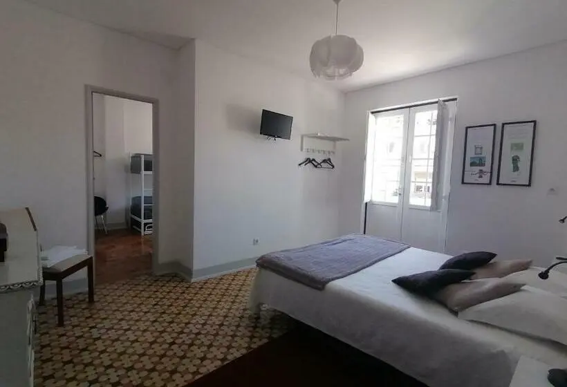 Perhehuone, Hostel Rossio Alcobaça