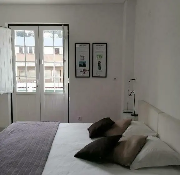 Perhehuone, Hostel Rossio Alcobaça