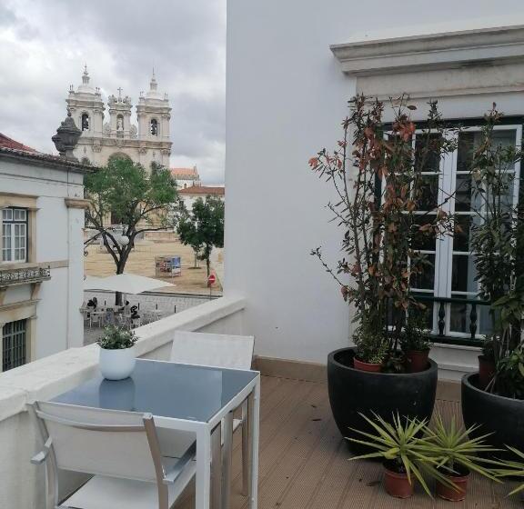 Четырехместный Номер Стандарт, Hostel Rossio Alcobaça