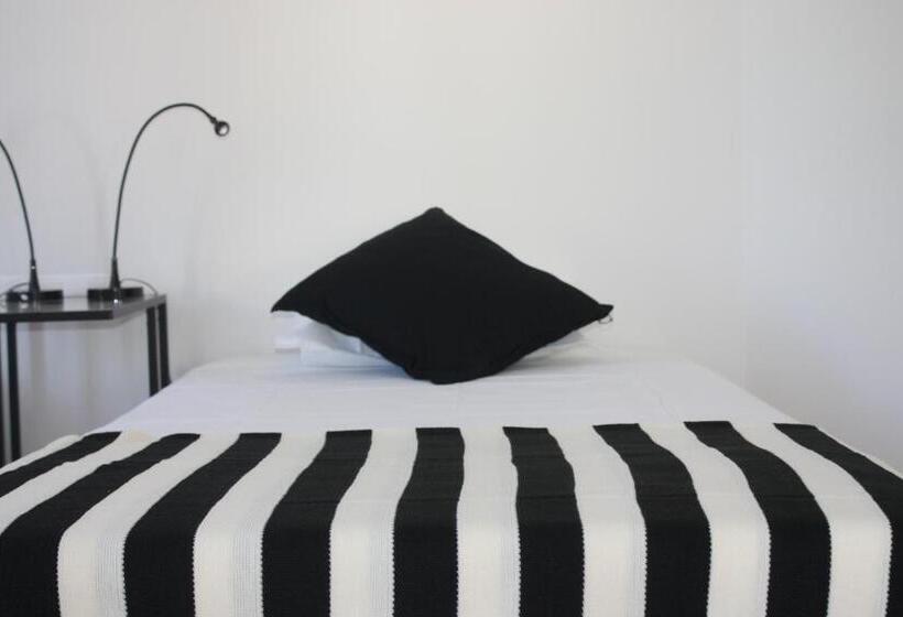 Номер Стандарт Совместная Ванная, Hostel Rossio Alcobaça