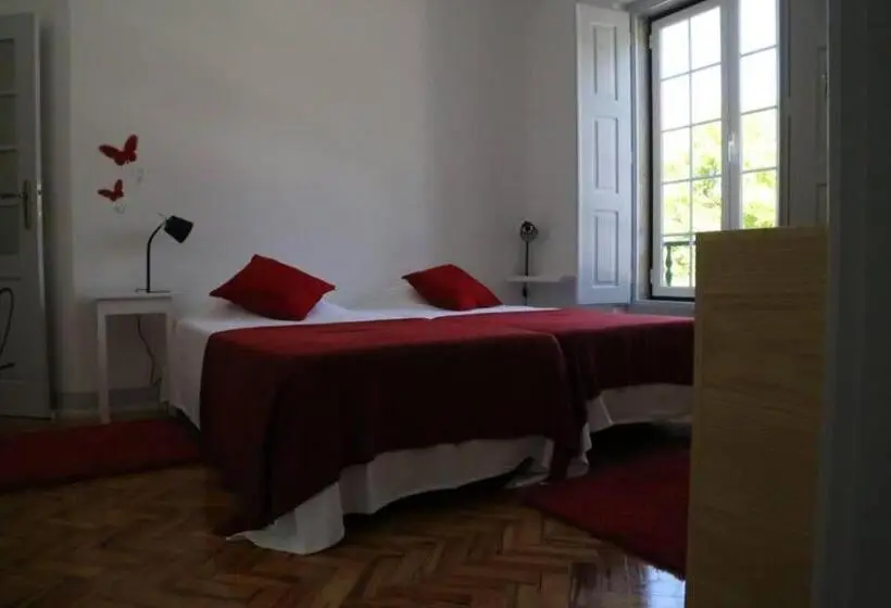 Standard Neljän Hengen Huone, Hostel Rossio Alcobaça